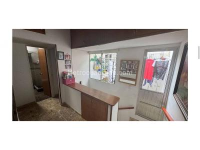 Casa de 3 alcobas en venta en Calasanz Parte Baja, Medellín, 81 m² · foto 4 de 16