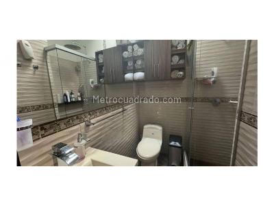 Casa de 3 alcobas en venta en Calasanz Parte Baja, Medellín, 81 m² · foto 6 de 16