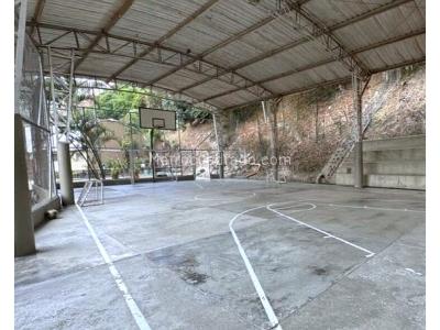 Casa de 3 alcobas en venta en Calasanz Parte Baja, Medellín, 81 m² · foto 15 de 16