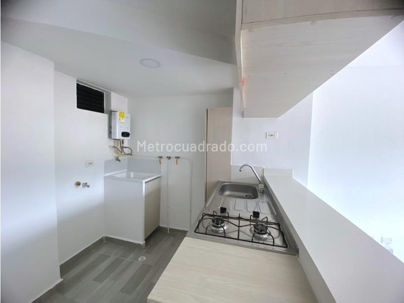 Piso – Medellín, Barrio Cristobal, La América - Vista 3