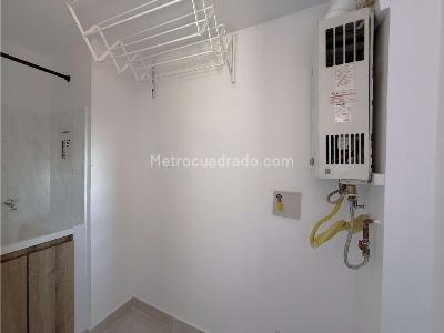 Apartamento en venta en Segundo Parque De Laureles, Medellín · foto 3 de 17