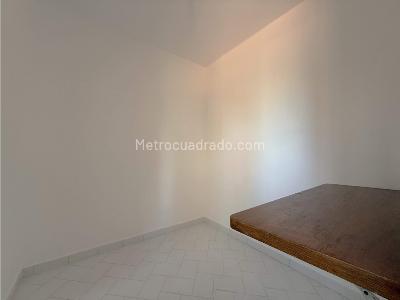 Apartamento en venta en Segundo Parque De Laureles, Medellín · foto 4 de 17
