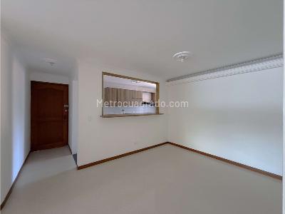 Apartamento en venta en Segundo Parque De Laureles, Medellín · foto 9 de 17