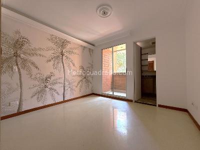 Apartamento en venta en Segundo Parque De Laureles, Medellín · foto 10 de 17