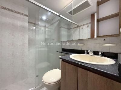 Apartamento en venta en Segundo Parque De Laureles, Medellín · foto 13 de 17