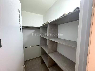 Apartamento en venta en Calasanz Parte Baja, Medellín · foto 4 de 14