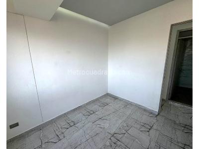 Apartamento en venta en Calasanz Parte Baja, Medellín · foto 9 de 14