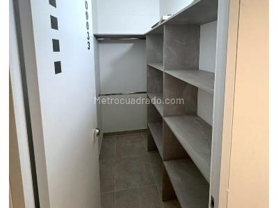 Apartamento en venta en Calasanz Parte Baja, Medellín · foto 10 de 14