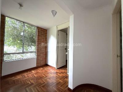 Apartamento en venta en Calasanz Parte Media, Medellín · foto 9 de 19