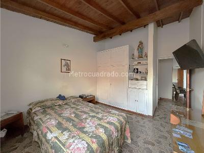 Apartamento de 4 alcobas en venta en Robledo Pilarica, Medellín, 94 m² · foto 10 de 19