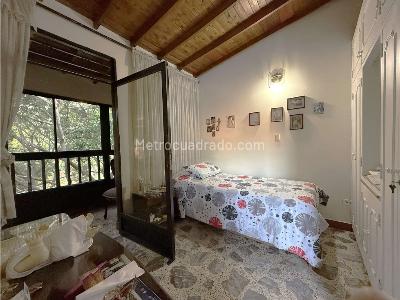 Apartamento de 4 alcobas en venta en Robledo Pilarica, Medellín, 94 m² · foto 14 de 19