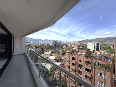 Apartamento de 4 alcobas en venta en Laureles, Medellín, 336 m² · foto 3 de 20