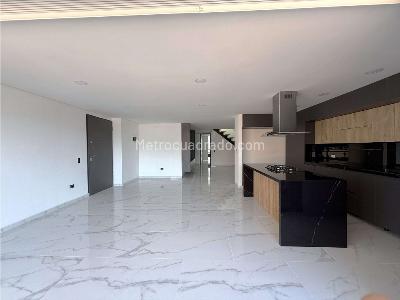Apartamento de 4 alcobas en venta en Laureles, Medellín, 336 m² · foto 7 de 20