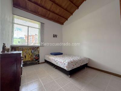 Apartamento de 4 alcobas en venta en Aliadas, Sabaneta, 96 m² · foto 12 de 18