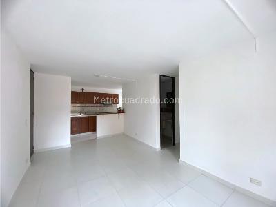 Apartamento de 3 alcobas en arriendo en Ciudad Del Rio, Medellín, 65 m² · foto 2 de 15