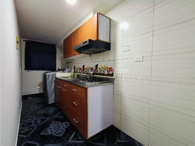 Apartamento en venta en Calasania, Medellín · foto 4 de 11