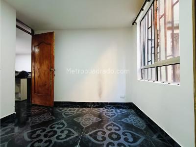 Apartamento en venta en Calasania, Medellín · foto 10 de 11