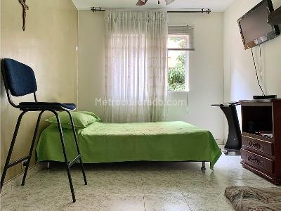 Apartamento de 4 alcobas en venta en Belen Rosales, Medellín, 126 m² · foto 9 de 14