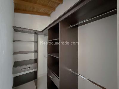 Apartamento de 4 alcobas en venta en Calasanz Parte Baja, Medellín, 130 m² · foto 18 de 20