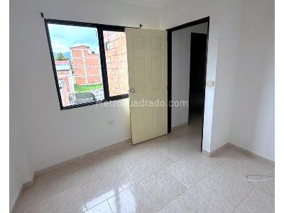 Casa de 3 alcobas en venta en La Ceja, Medellín, 133 m² · foto 7 de 9