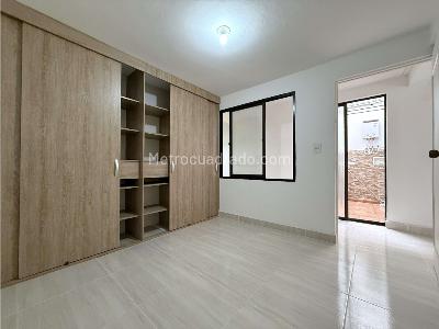Apartamento de 2 alcobas en venta en Cabañas, Bello, 76 m² · foto 10 de 16