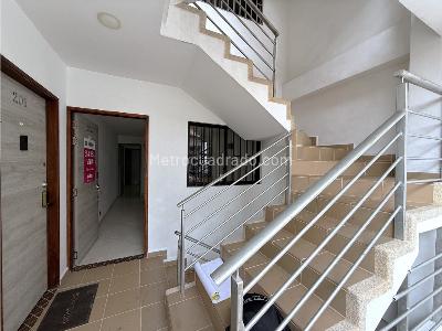 Apartaestudio en venta en Cabañas, Bello, 37 m² · foto 10 de 11