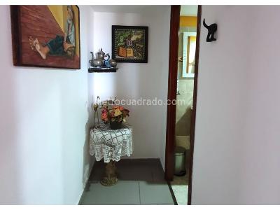Apartamento de 3 alcobas en venta en Calasania, Medellín, 57 m² · foto 10 de 14