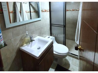 Apartamento de 3 alcobas en venta en Calasania, Medellín, 57 m² · foto 11 de 14