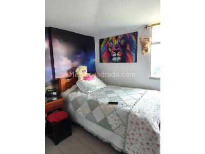 Apartamento de 3 alcobas en venta en Calasania, Medellín, 57 m² · foto 4 de 14