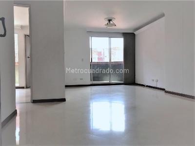 Apartamento de 2 alcobas en arriendo en Laureles, Medellín, 74 m² · foto 5 de 15