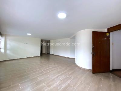 Apartamento en arriendo en Poblado, Medellín · foto 2 de 20