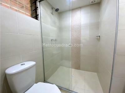 Apartamento en arriendo en Poblado, Medellín · foto 7 de 20