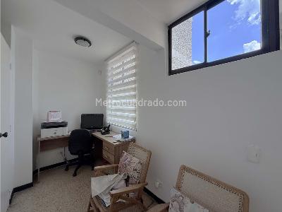 Apartamento en venta en Calasanz Parte Baja, Medellín · foto 18 de 19