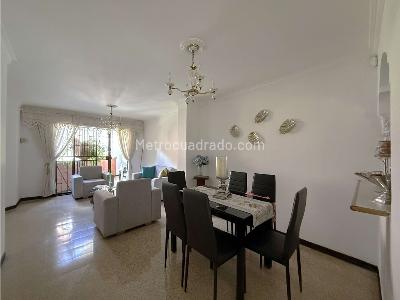 Apartamento en venta en Calasanz Parte Baja, Medellín · foto 6 de 19