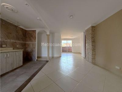 Apartamento en venta en Segundo Parque De Laureles, Medellín · foto 7 de 17