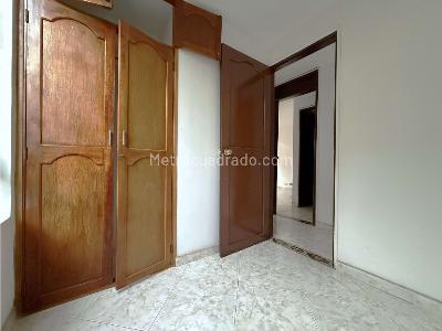 Apartamento de 3 alcobas en venta en Calasanz Parte Media, Medellín, 56 m² · foto 12 de 20
