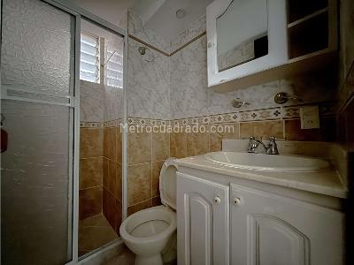 Apartamento de 3 alcobas en venta en Calasanz Parte Media, Medellín, 56 m² · foto 18 de 20