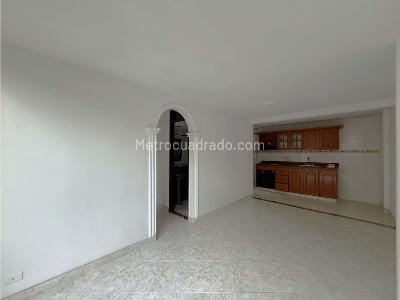 Apartamento de 3 alcobas en venta en Calasanz Parte Media, Medellín, 56 m² · foto 6 de 20