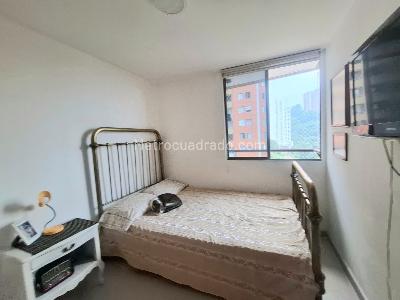 Apartamento de 3 alcobas en venta en San Diego Loma Del Indio, Medellín, 74 m² · foto 10 de 16