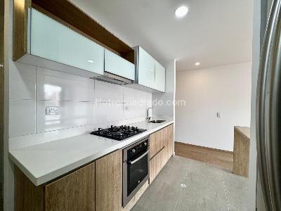 Apartaestudio en venta en Santa Barbara Oriental, Bogotá, 45 m² · foto 2 de 17