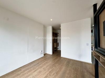 Apartaestudio en venta en Santa Barbara Oriental, Bogotá, 45 m² · foto 10 de 17