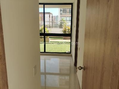 Apartamento de 3 alcobas en venta en Riomar, Barranquilla, 135 m² · foto 5 de 14