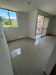 Apartamento de 2 alcobas en venta en Aguacatal, Cali, 56 m² · foto 3 de 14