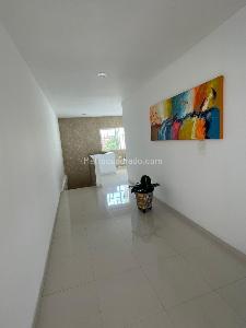 Casa de 5 alcobas en venta en Prados Del Norte, Cali, 298 m² · foto 3 de 20