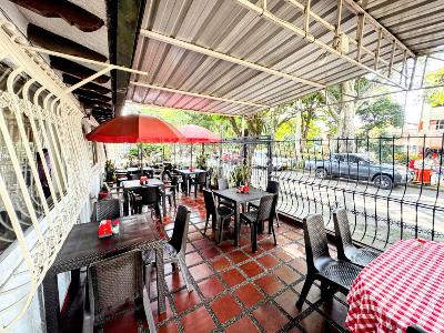 Casa de 4 alcobas en venta en Capri, Cali, 262 m² · foto 2 de 3