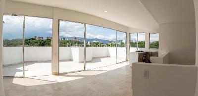 Apartamento en venta en Ciudad Jardin, Cali · foto 3 de 19