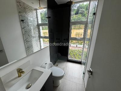 Apartamento de 3 alcobas en venta en Santa Monica Residencial, Cali, 182 m² · foto 10 de 20