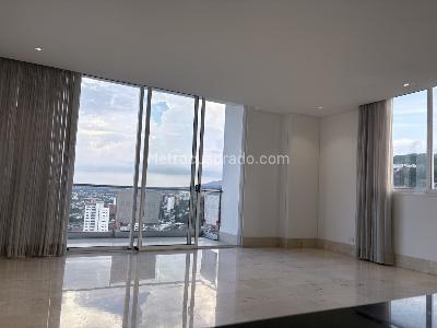 Apartamento de 3 alcobas en venta en Bellavista, Cali, 162 m² · foto 4 de 19