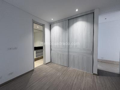 Apartamento de 3 alcobas en venta en Bellavista, Cali, 162 m² · foto 13 de 19