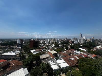 Apartamento de 3 alcobas en venta en Santa Monica Residencial, Cali, 222 m² · foto 2 de 17